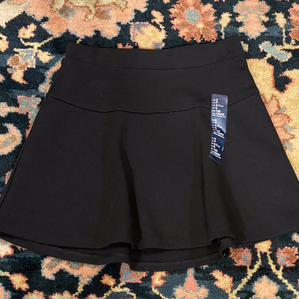 *NWT* GapKids Girls 6-7 S Black Skater Style Skirt